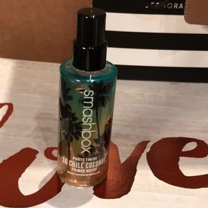 Smashbox primer water in so chill coconut